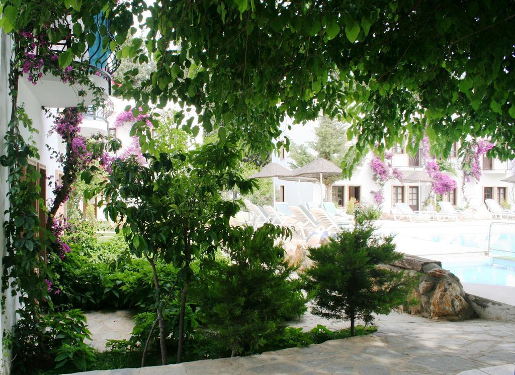 Safir Hotel Бітез Екстер'єр фото