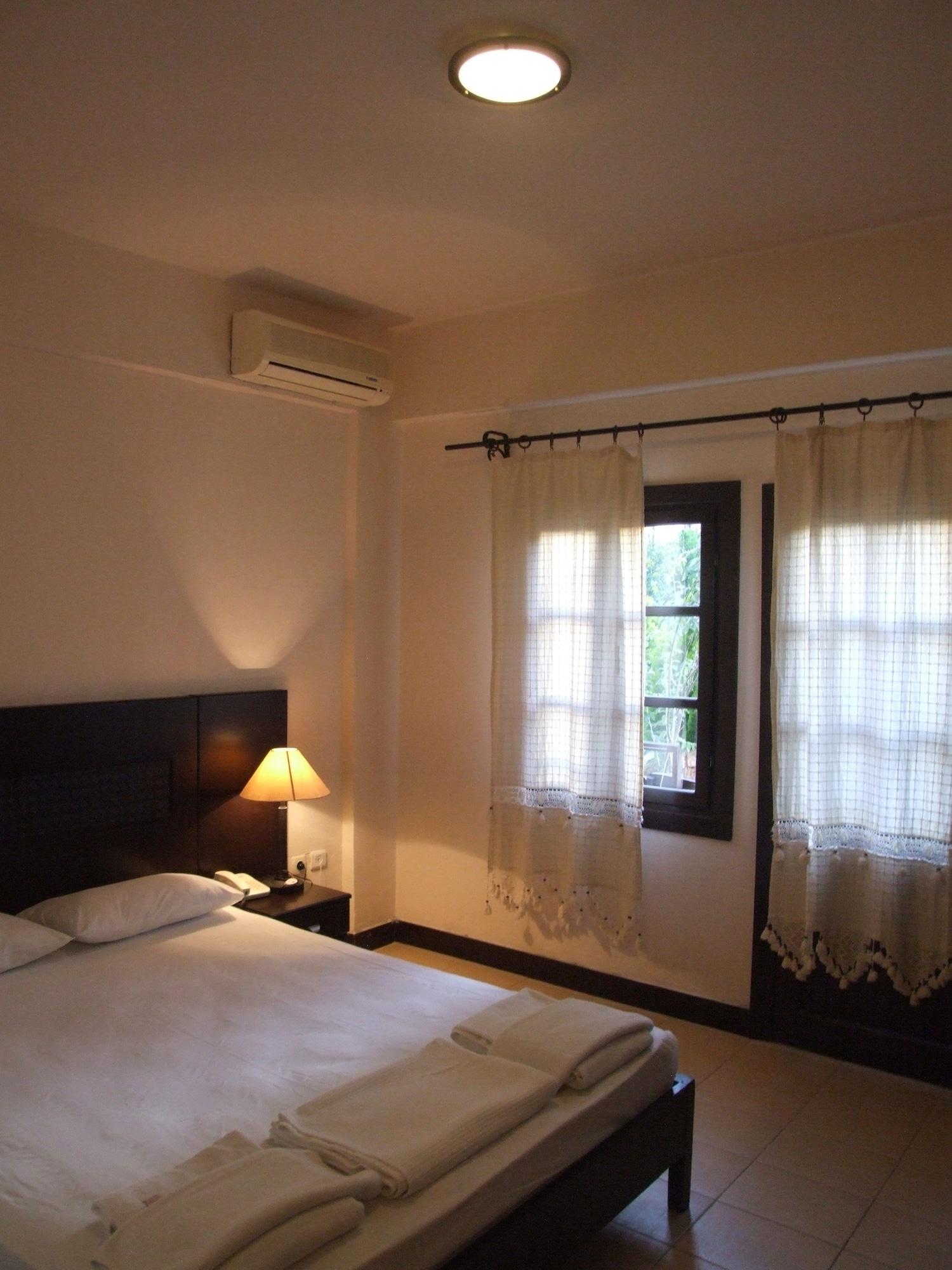 Safir Hotel Бітез Екстер'єр фото