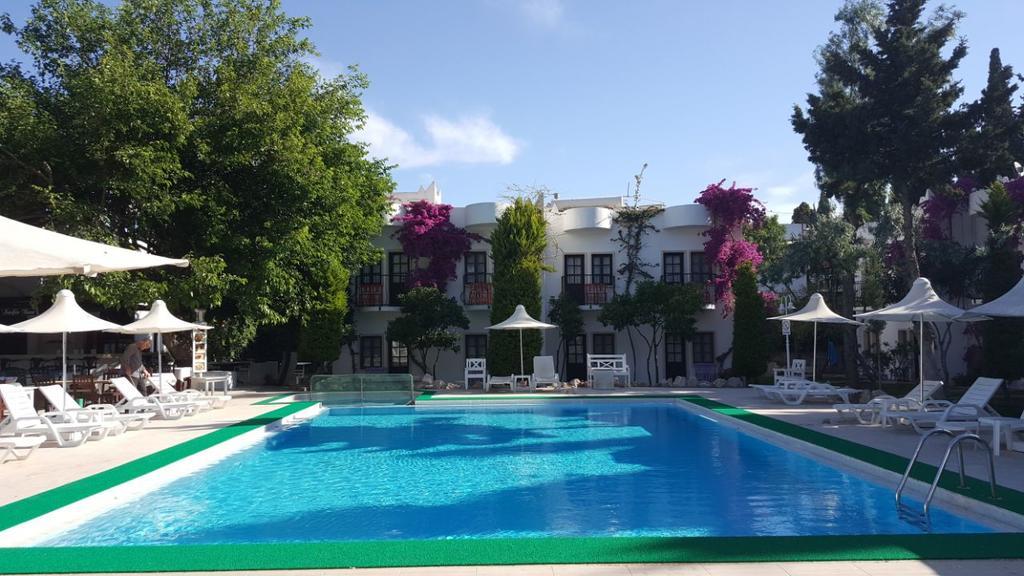 Safir Hotel Бітез Екстер'єр фото